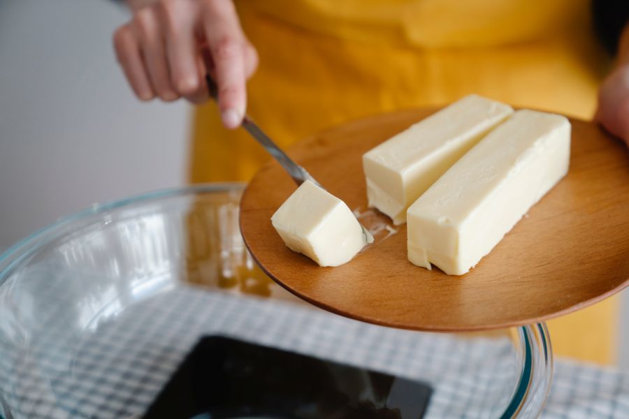 perbedaan butter dan margarin