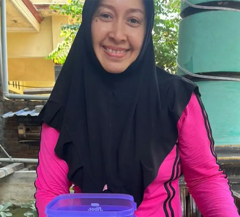 Mom Anis